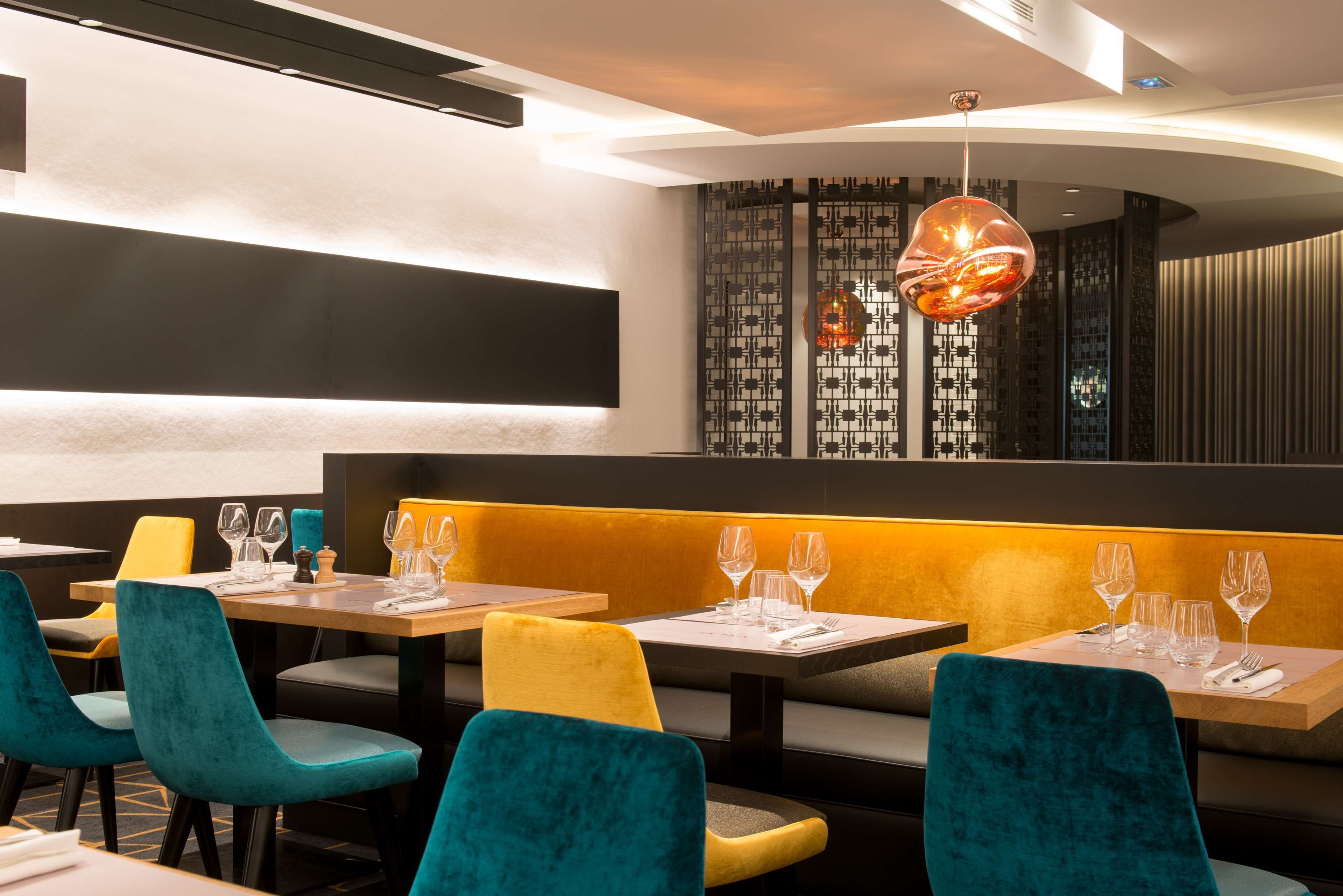 lunch and dinner served, french cuisine