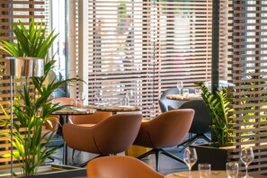 Champagne bar - Best Western Premier Hôtel de la Paix (Reims)