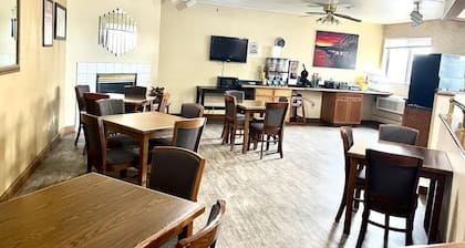 Econo Lodge Oacoma - Chamberlain West