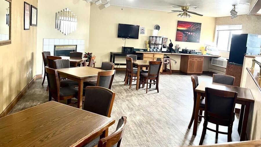 Econo Lodge Oacoma - Chamberlain West