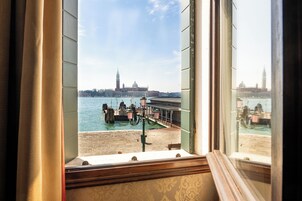 小型套房, 环礁湖景观 | 客房景观