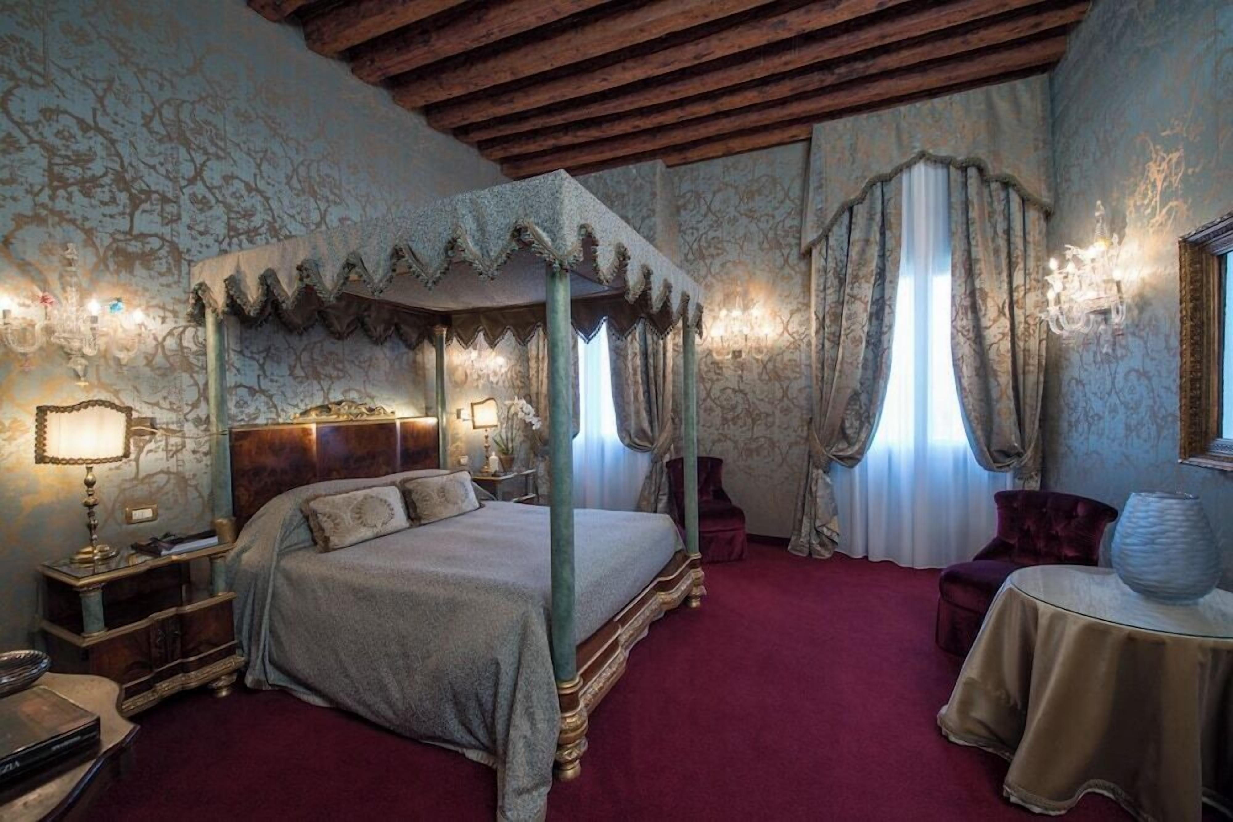 Egyptian cotton sheets, premium bedding, down duvets, pillow-top beds