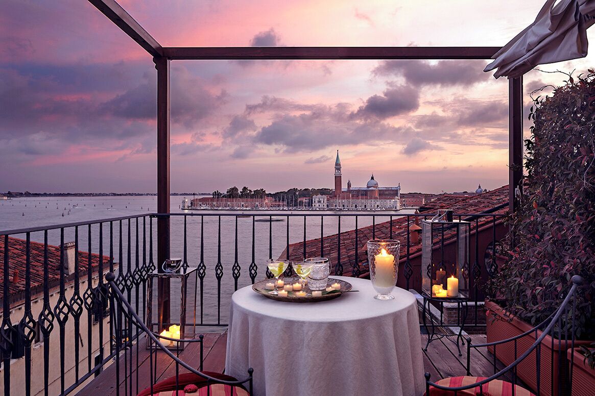 Suite, Terrace | City view from property