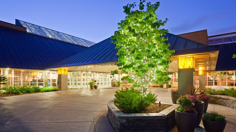 Crowne Plaza Minneapolis West by IHG