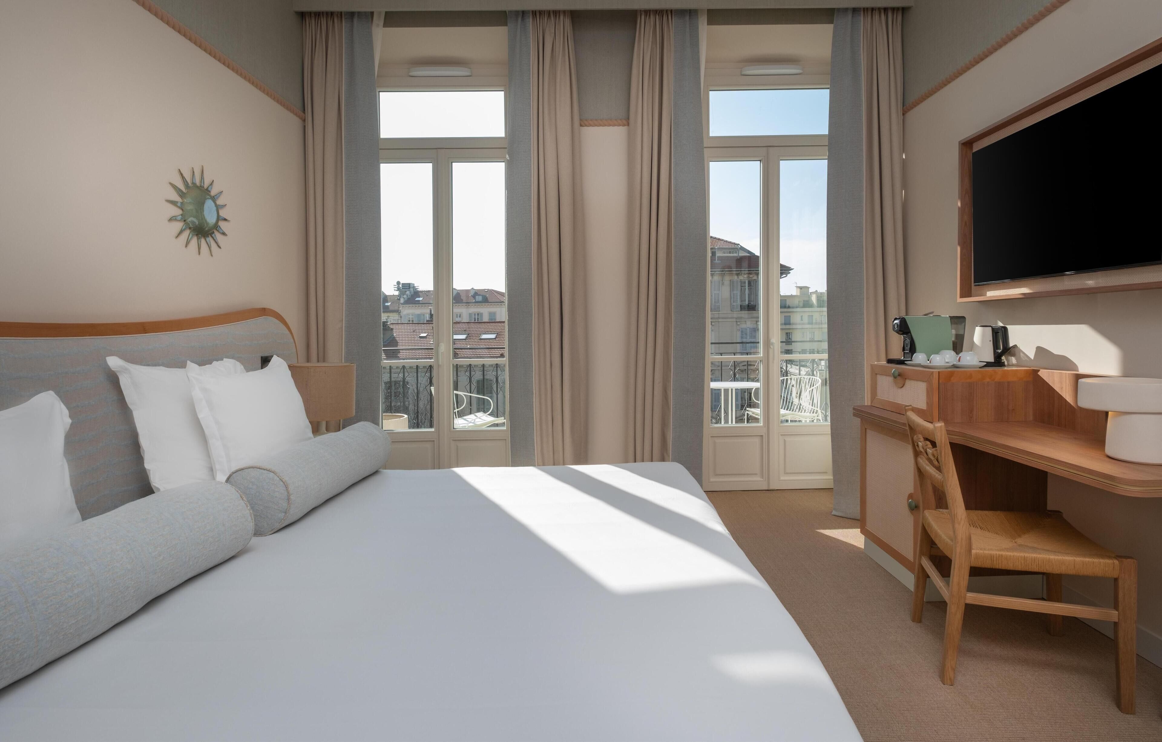 Executive Double or Twin Room | Premium bedding, in-room safe, individually decorated