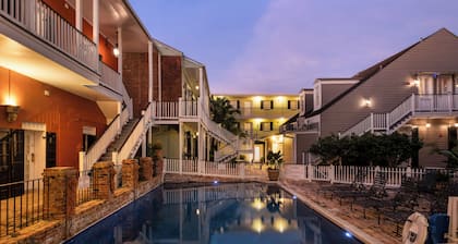 New Orleans Courtyard Hotel and Suites by the French Quarter
