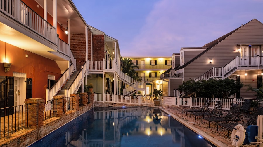 New Orleans Courtyard Hotel and Suites by the French Quarter