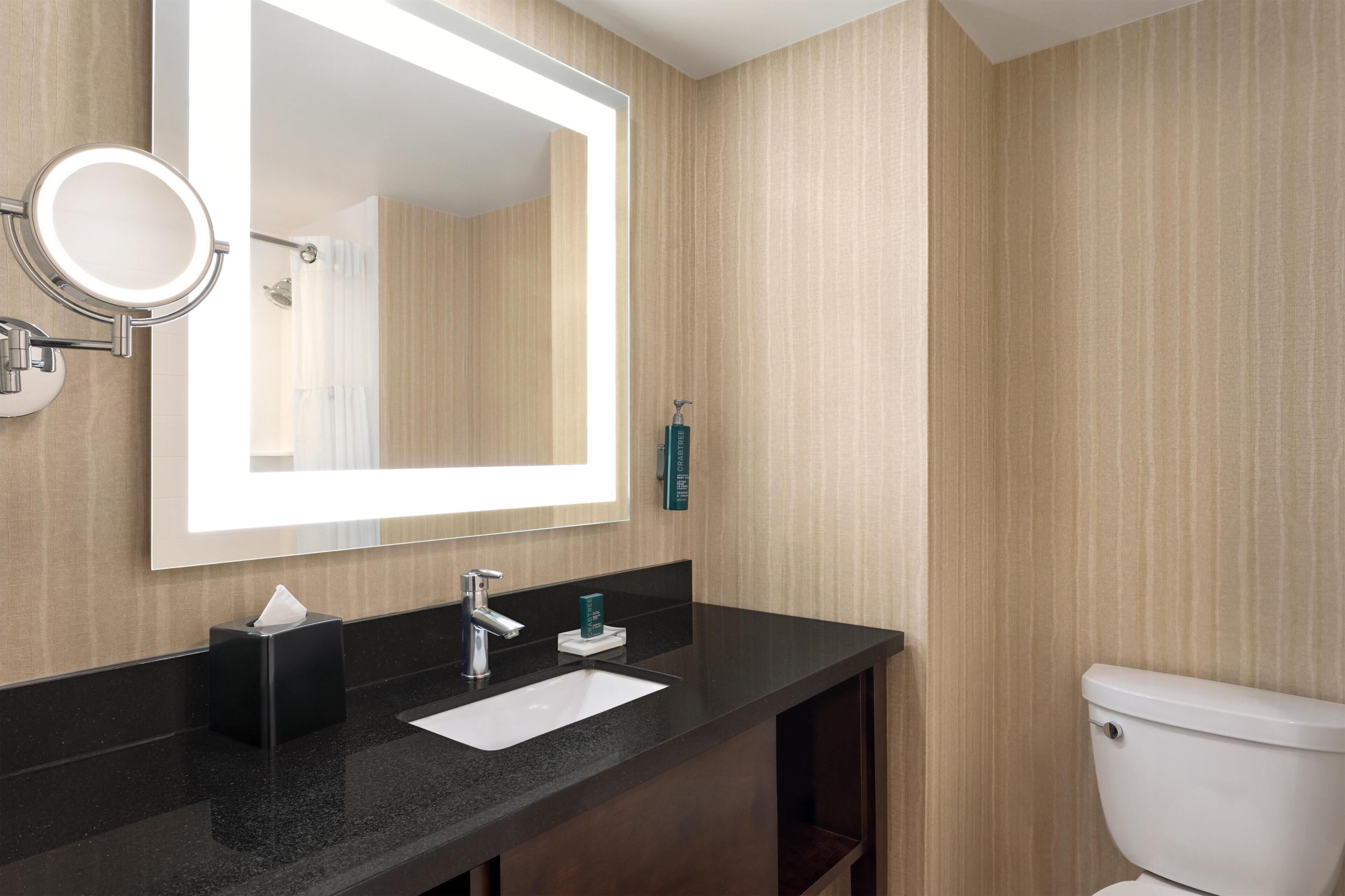 Combined shower/tub, eco-friendly toiletries, hair dryer, towels