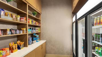 Snack bar