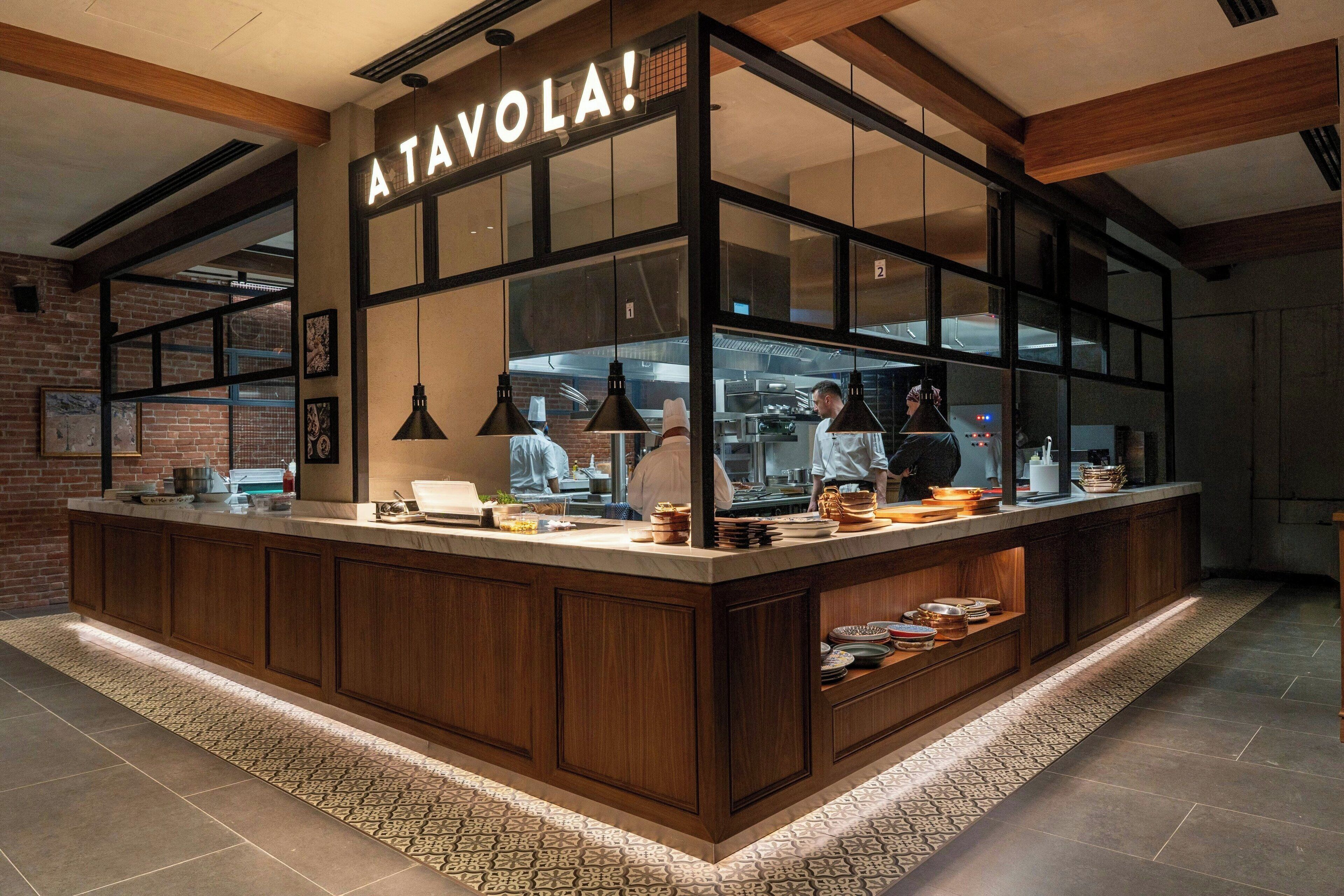 Tủ lạnh nhỏ, dụng cụ pha cà phê/trà 