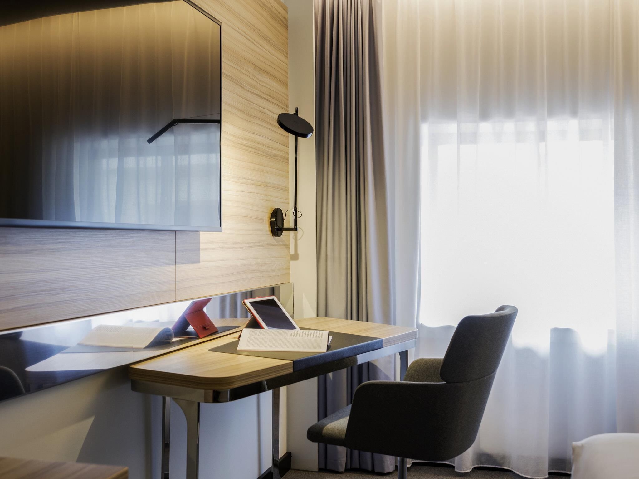 Coffres-forts dans les chambres, bureau, chambres insonorisées