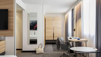 1 chambre, coffres-forts dans les chambres, bureau