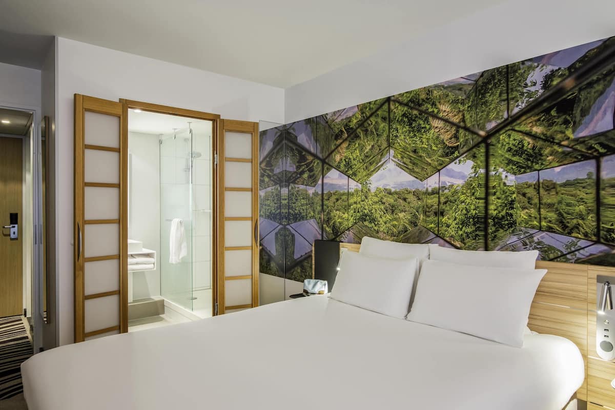 in-room safe, desk, soundproofing, iron/ironing board