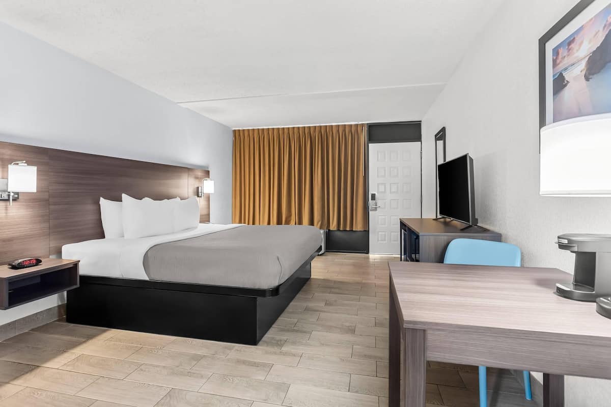 Cortinas blackout, tabla de planchar con plancha y wifi gratis
