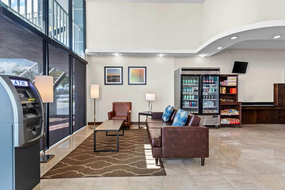 Quality Inn & Suites at Tropicana Field