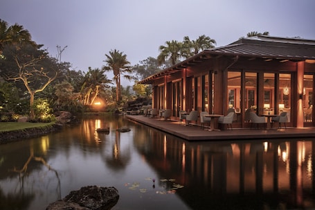 Breakfast, lunch and dinner served . Sensei Lanai, A Four Seasons Resort