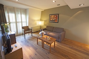 Suite | Living room