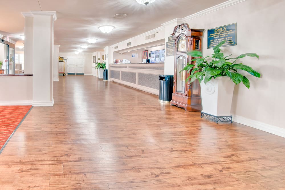 Ramada by Wyndham Metairie New Orleans Airport