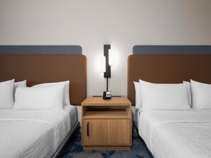 Room, 2 Queen Beds, Accessible, Non Smoking (Mobility, Hearing, Bathtub) - Hampton Inn Warrenton (Warrenton)
