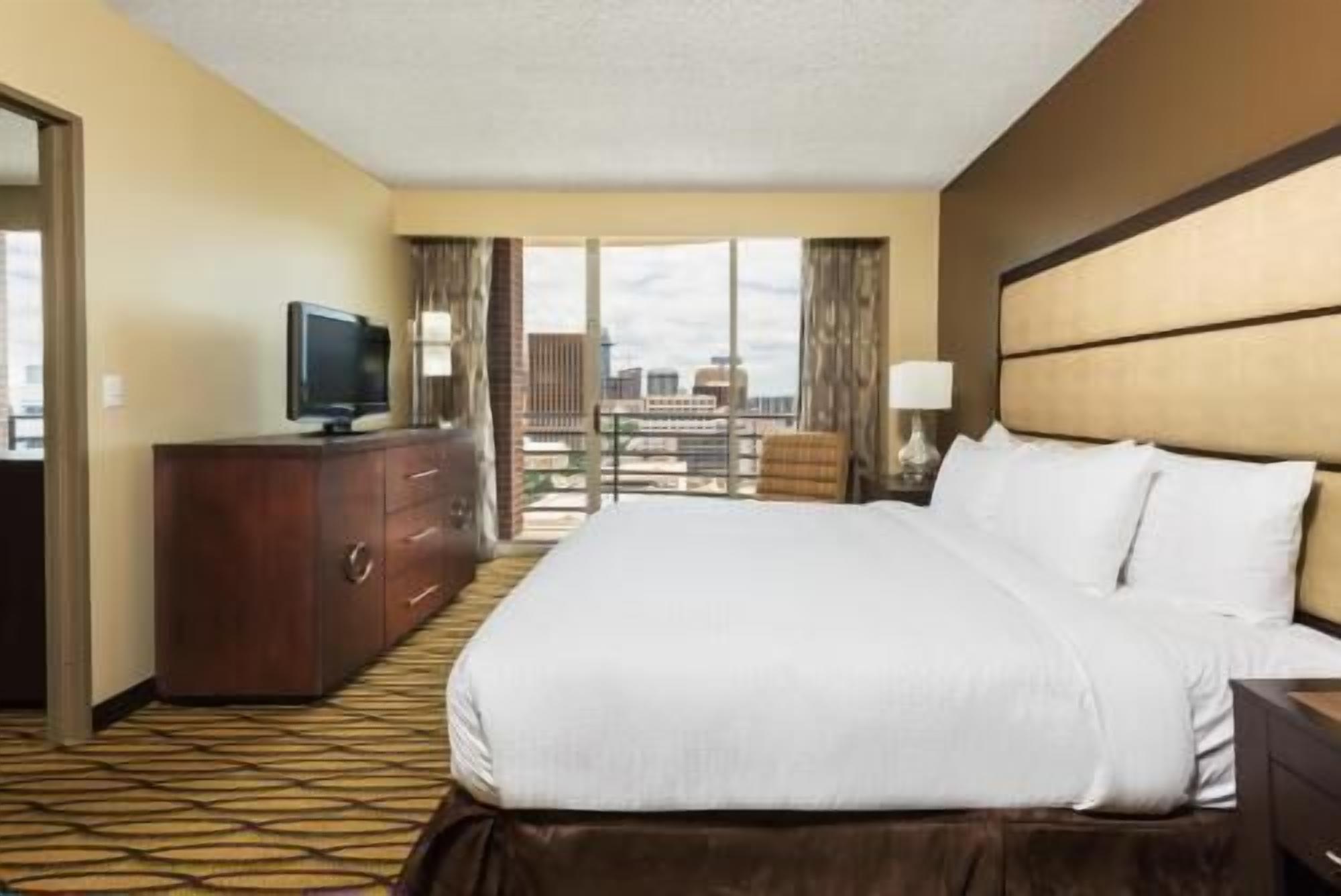 1 bedroom, premium bedding, in-room safe, blackout curtains