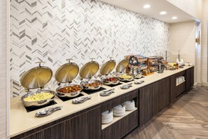Daily buffet breakfast for a fee - DoubleTree Suites by Hilton Austin Downtown Capitol (Austin)