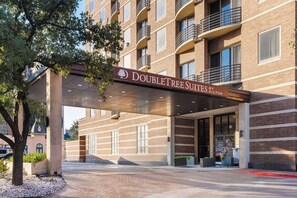 Exterior - DoubleTree Suites by Hilton Austin Downtown Capitol (Austin)