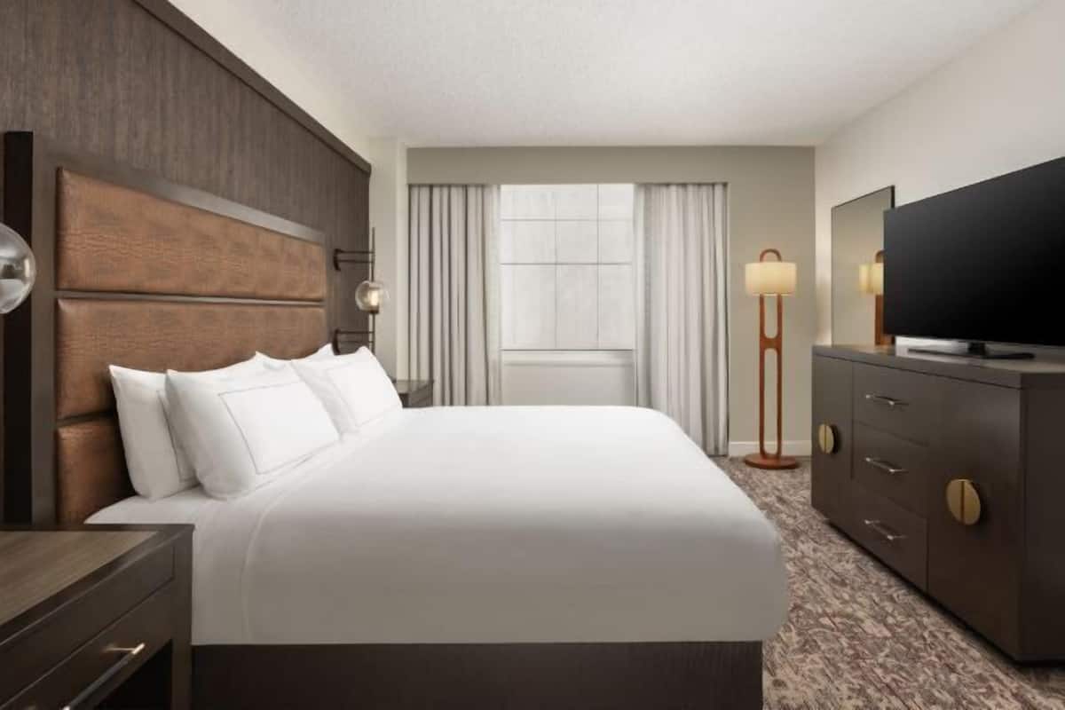 1 bedroom, premium bedding, in-room safe, blackout drapes