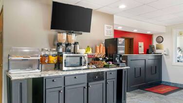 Econo Lodge Traverse City