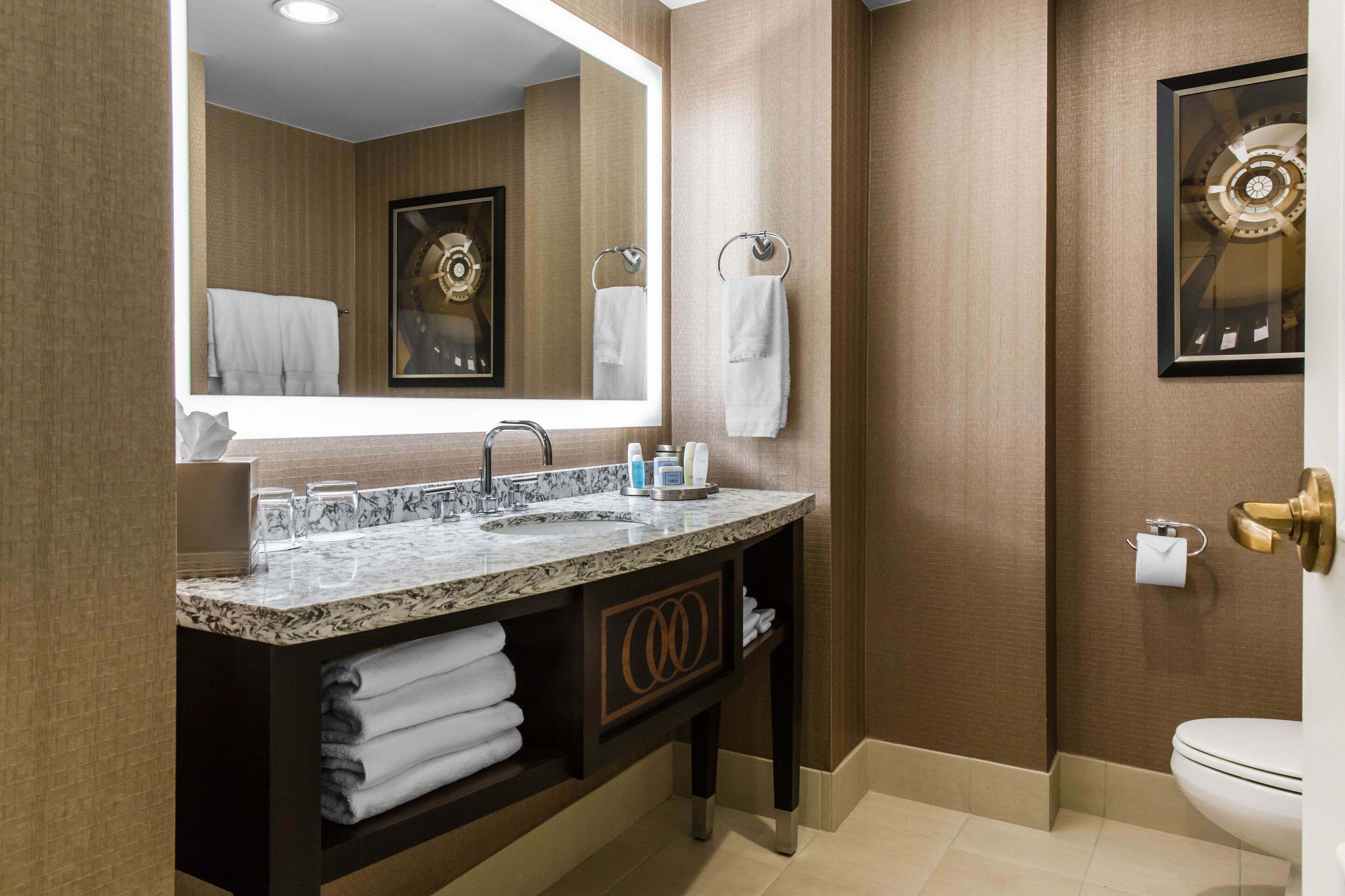 combined shower/bathtub, free toiletries, hair dryer, bathrobes