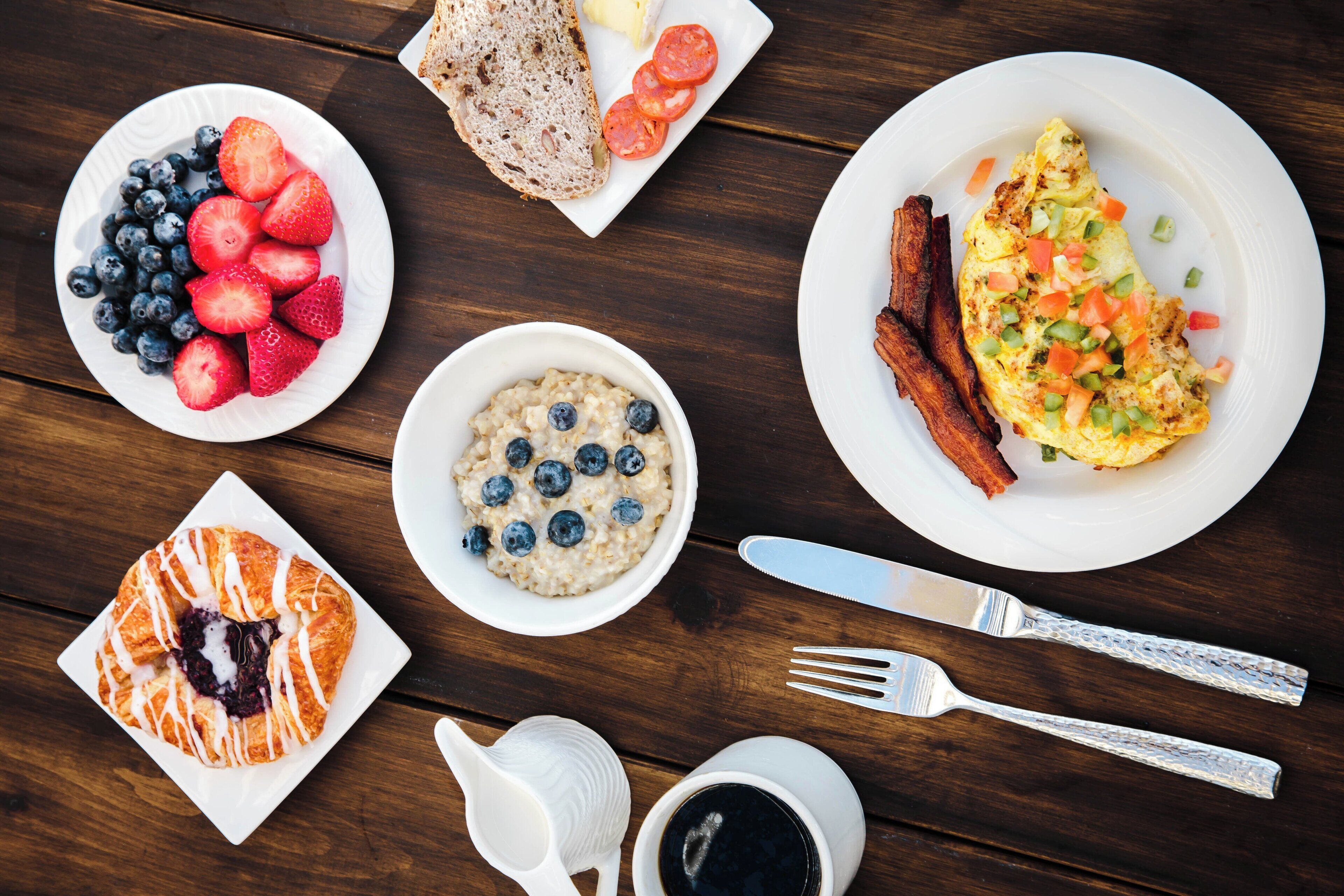 Frukost enligt egen beställning varje dag mot avgift