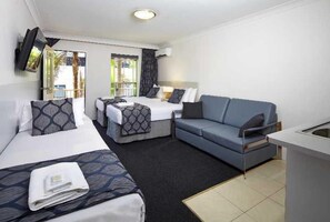 مكواة/لوح كي وأسرّة قابلة للطي وواي فاي مجانًا