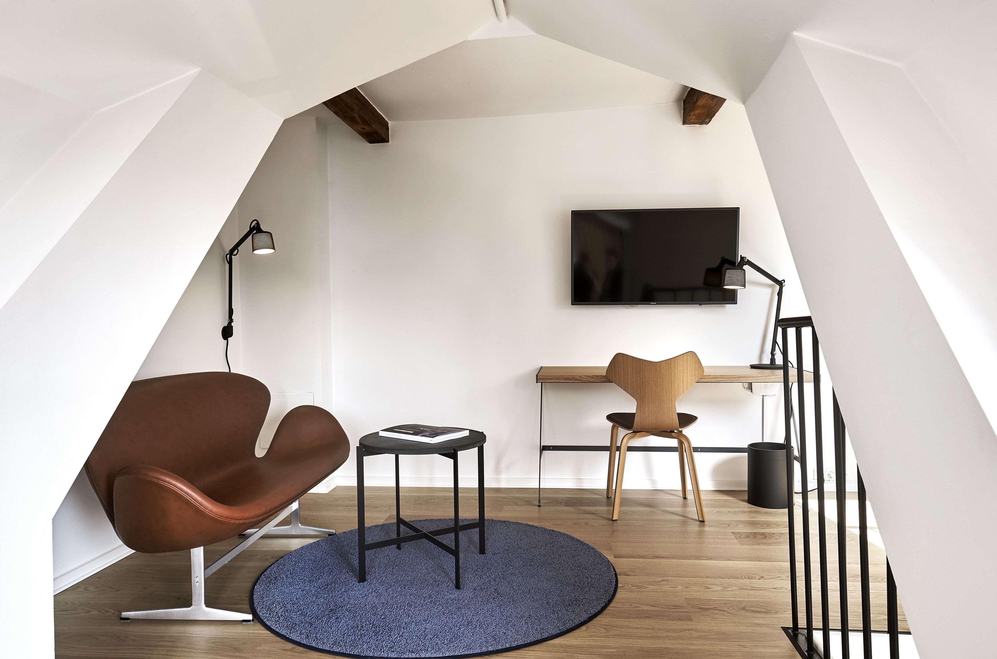 junior suite | premium bedding, minibar, in-room safe, desk