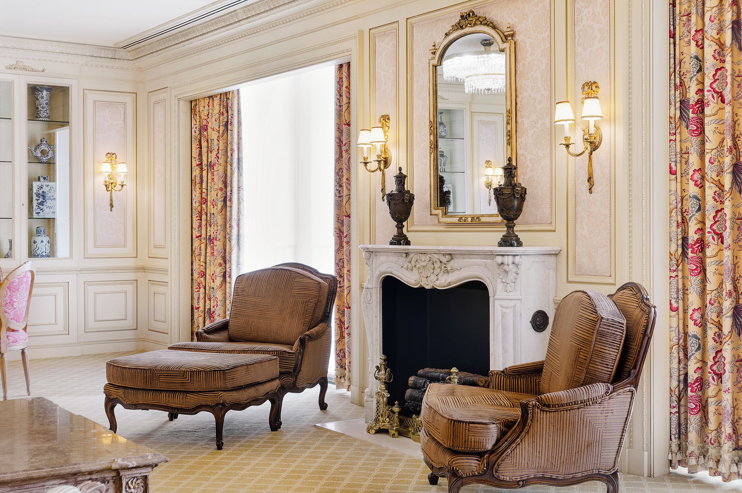 49-inch led tv with cable channels, tv, ipod dock