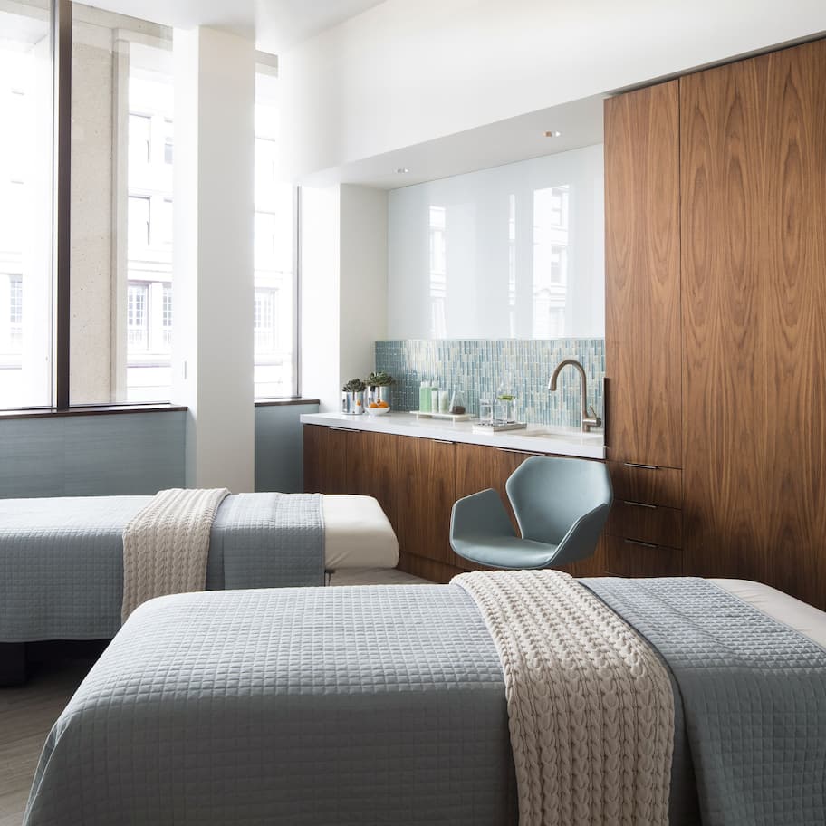 Body treatments, hydrotherapy, aromatherapy, hot stone massages