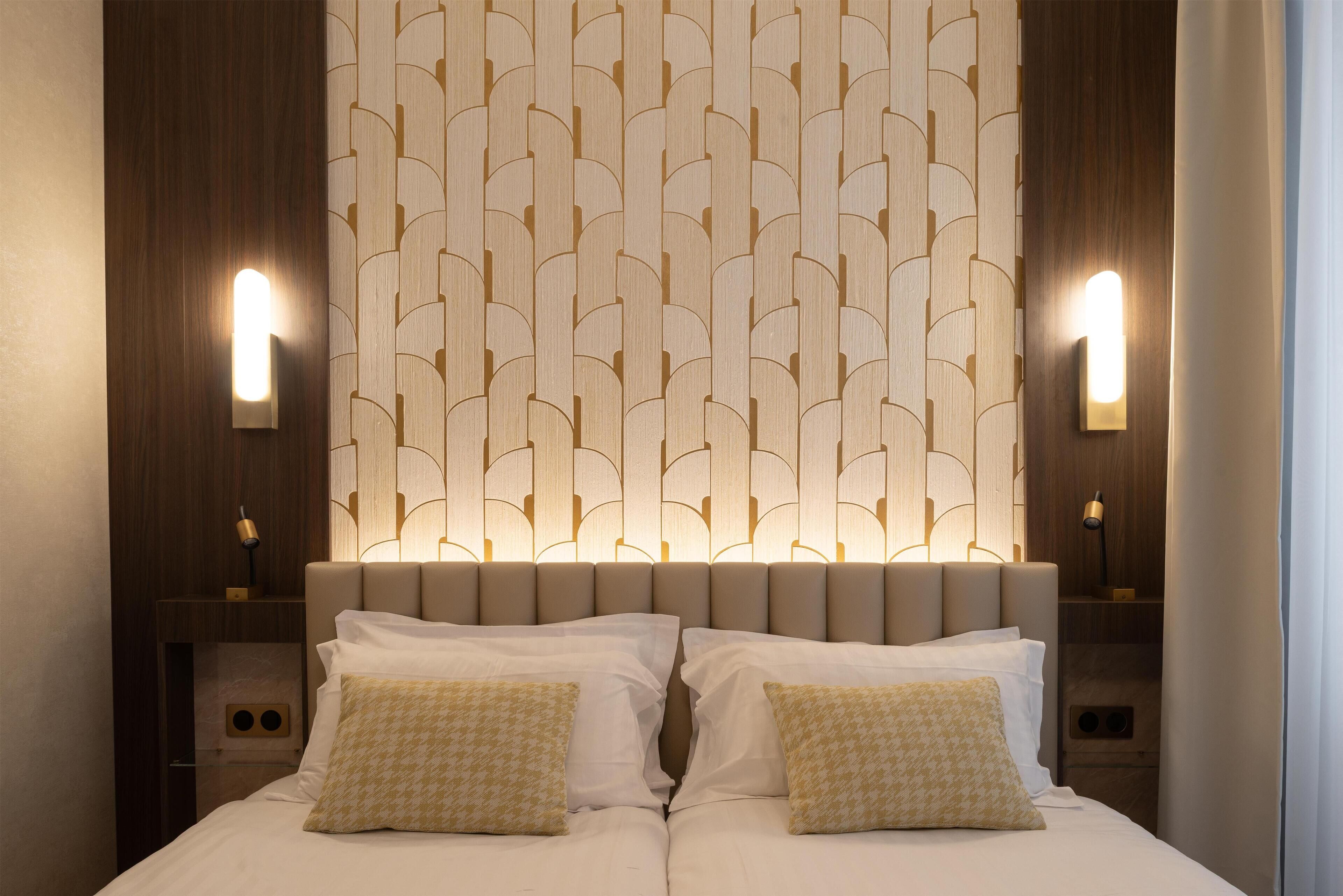 comfort room, 2 single beds, non smoking | in-room safe, desk, laptop workspace, blackout curtains