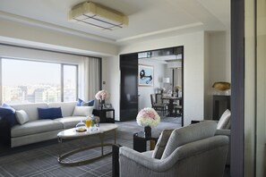 北京套间 | 1 多间卧室、高档床上用品、迷你吧、客房内保险箱