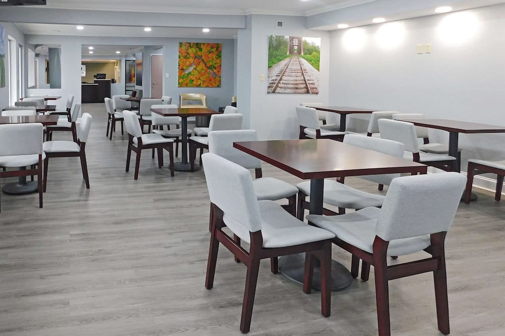 Quality Inn Colchester - Burlington