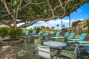 Outdoor pool, open 8:00 AM to 9:30 PM, pool loungers