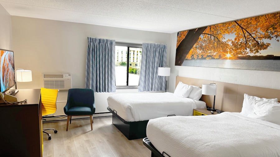 Days Inn by Wyndham Mason City