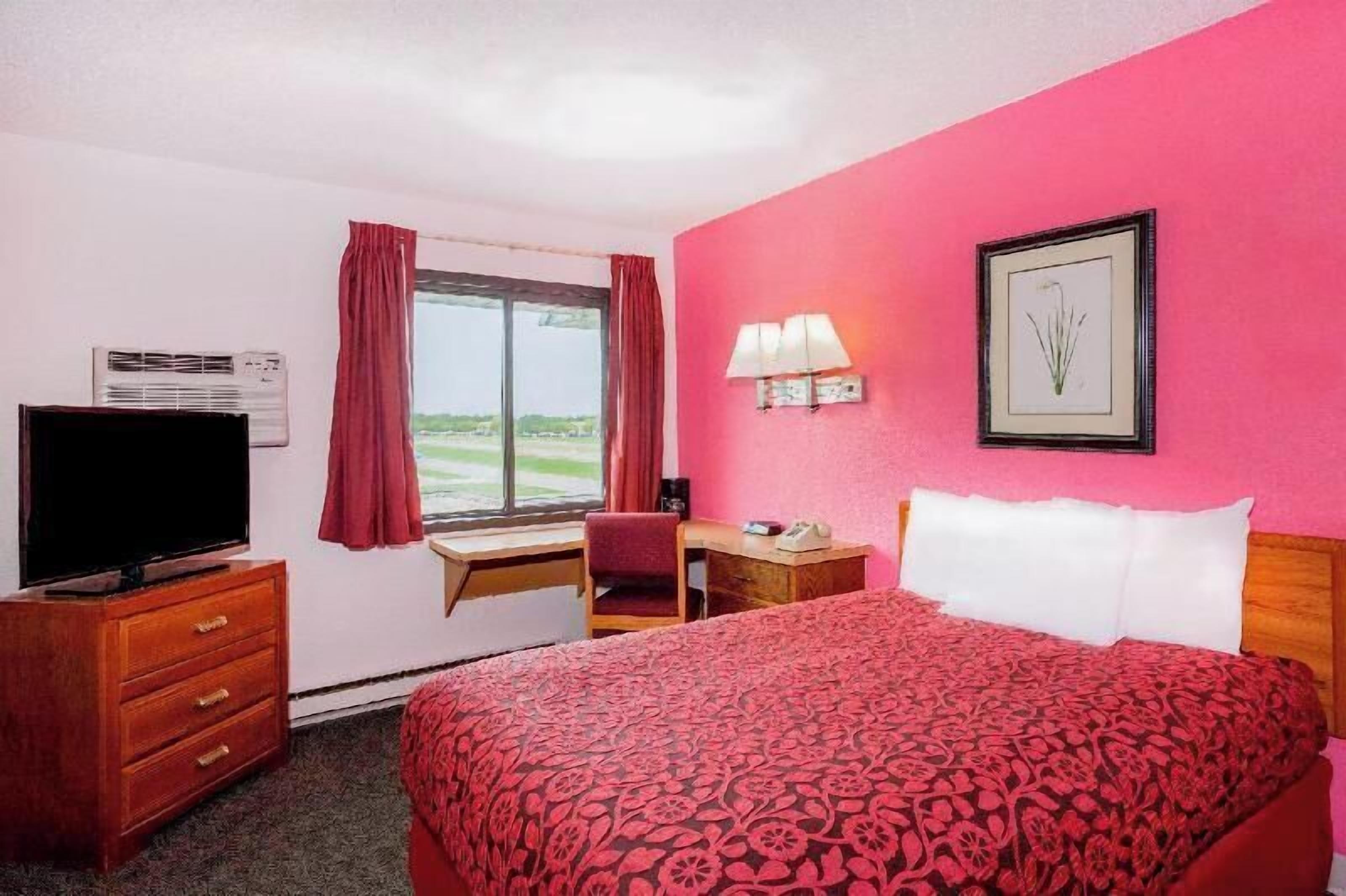 Desk, blackout curtains, free cots/infant beds, WiFi