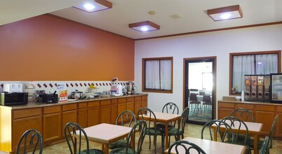 内华达美洲贝斯特维佑套房酒店
