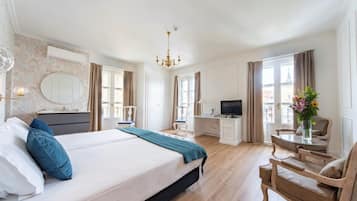 Superior Room, City View | In-room safe, desk, soundproofing, free WiFi