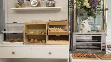 Daily buffet breakfast (EUR 10.50 per person)