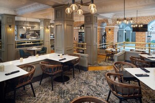 Lunch and dinner served