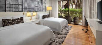 Avenue of the Arts Costa Mesa, a Tribute Portfolio Hotel