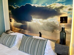 Superior Room, 1 Queen Bed, Non Smoking | In-room safe, desk, iron/ironing board, free WiFi - Best Western ARThotel (Le Havre)