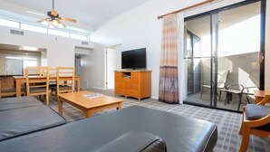 Leilighet, 2 soverom, kjøkken | Oppholdsområde