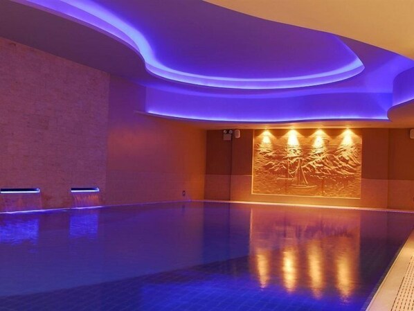 Sauna, steam room, body treatments, mud baths, hydrotherapy