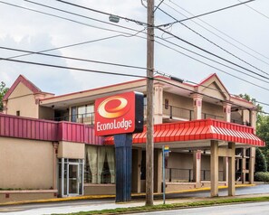 Exterior - Econo Lodge Atlanta College Park (Atlanta)