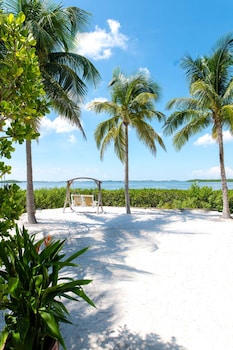 Hotel Exterior at Parrot Key Hotel & Villas